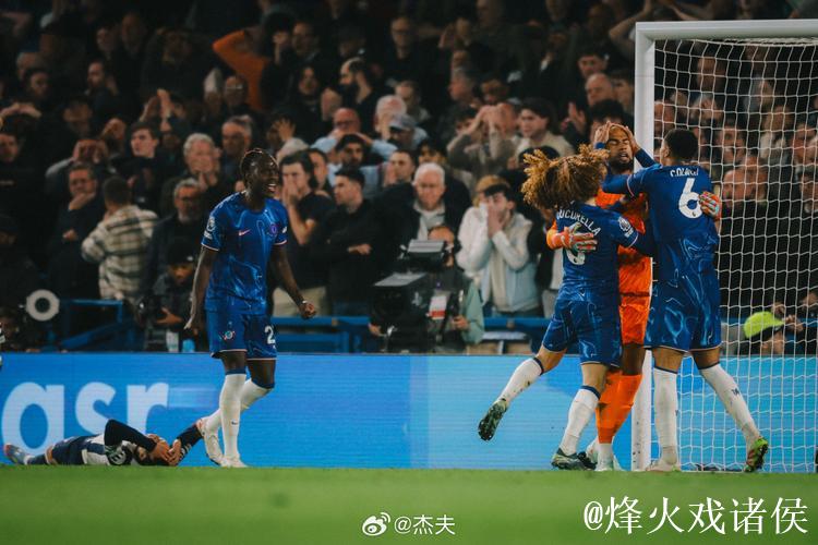 德容恩:战胜切尔西彰显我们的实力和清晰头脑 德容恩:战胜切尔西彰显我们的实力和清晰头脑